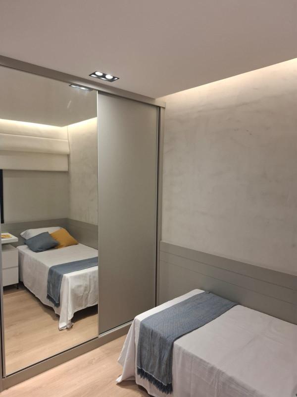 Casa, Buritis, 2 Quartos, 2 Vagas, 1 Suíte
