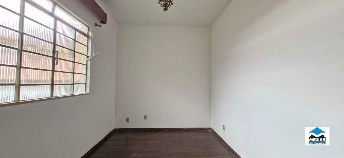 Casa, Santa Inês, 3 Quartos, 2 Vagas, 1 Suíte