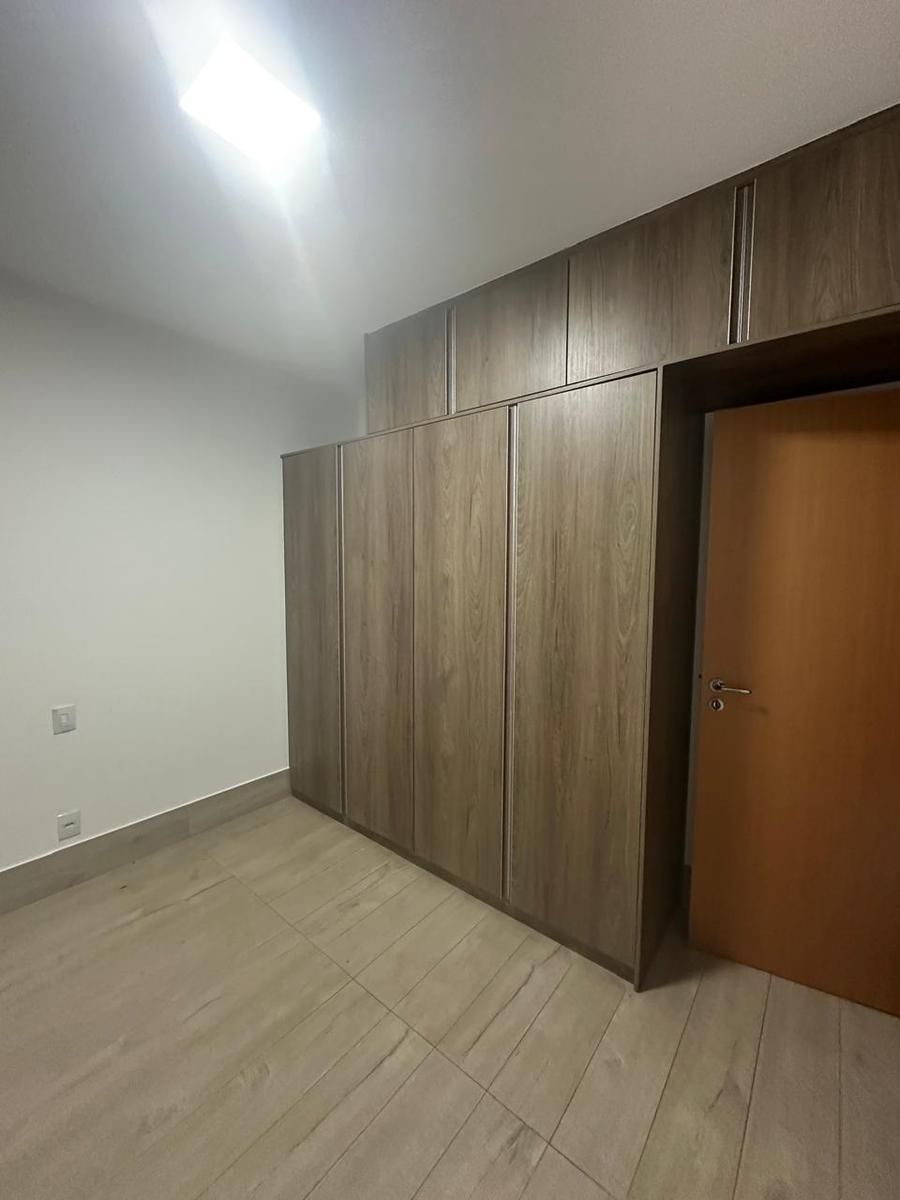 Apartamento, Floresta, 2 Quartos, 2 Vagas, 1 Suíte