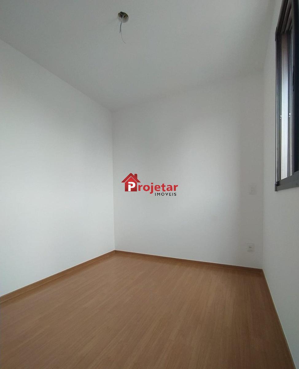 Apartamento, Sagrada Família, 3 Quartos, 2 Vagas, 1 Suíte