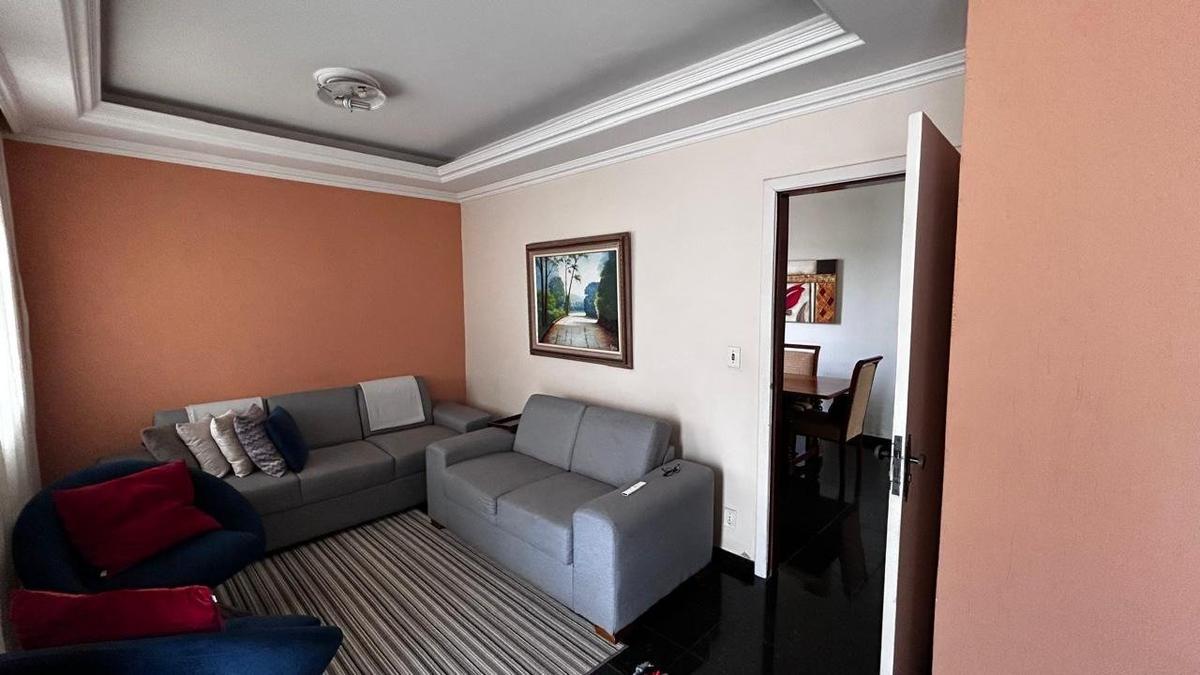 Casa, Santa Amélia, 4 Quartos, 15 Vagas, 1 Suíte