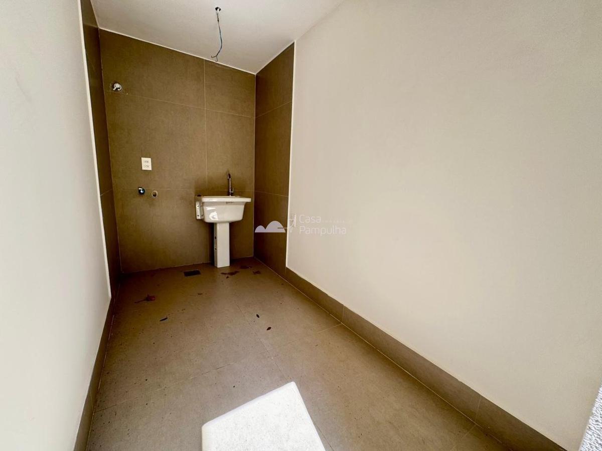 Casa, Trevo, 3 Quartos, 2 Vagas, 1 Suíte