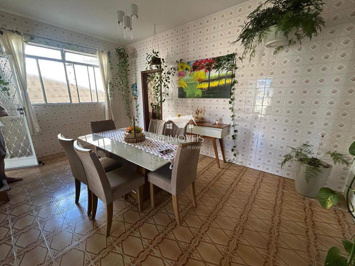 Casa, Tirol, 4 Quartos, 4 Vagas, 1 Suíte