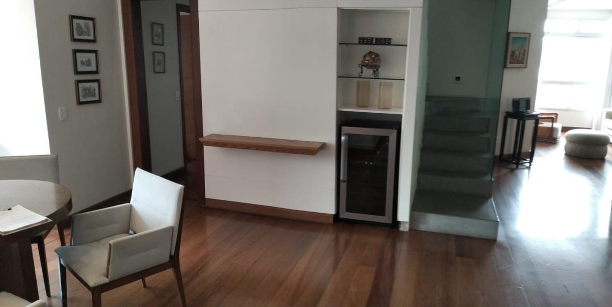 Cobertura, Savassi, 4 Quartos, 3 Vagas, 1 Suíte