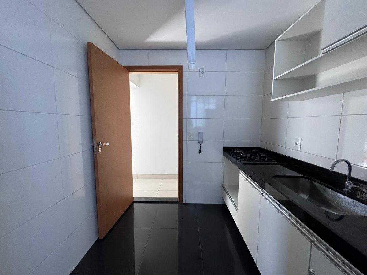 Apartamento, Serrano, 3 Quartos, 2 Vagas, 1 Suíte