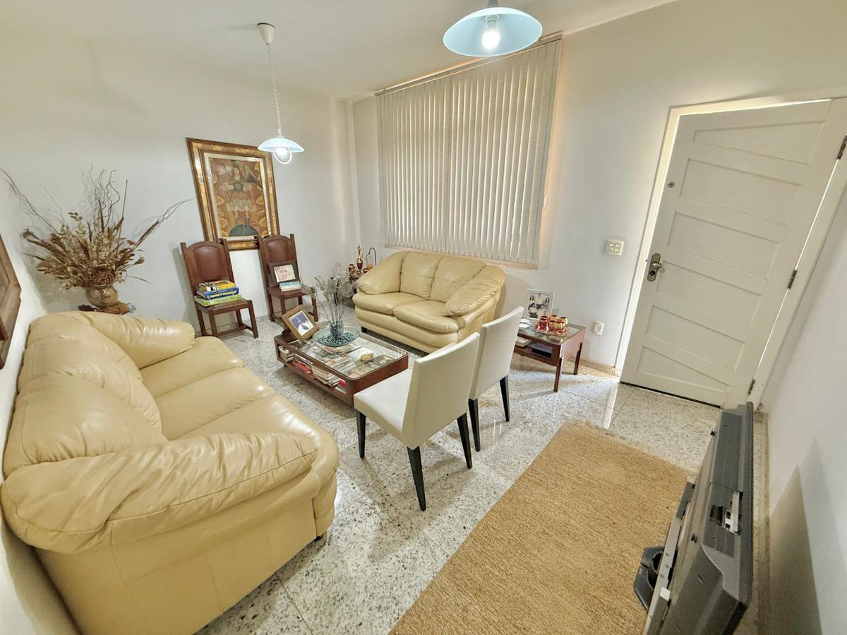 Casa, Bandeirantes (pampulha), 3 Quartos, 4 Vagas, 3 Suítes