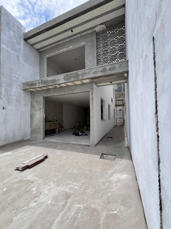 Casa, Masterville, 3 Quartos, 4 Vagas, 1 Suíte