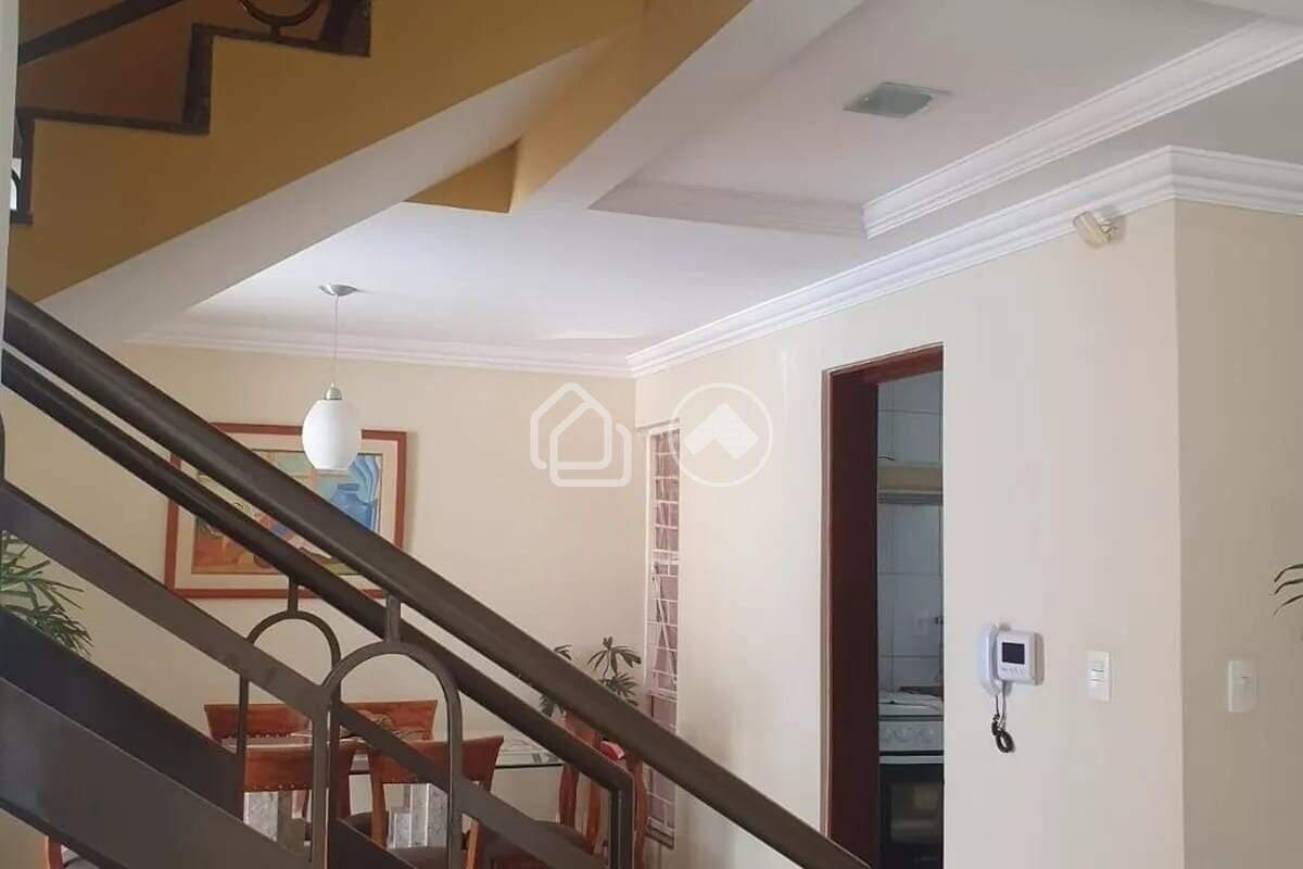 Casa, Caiçaras, 5 Quartos, 6 Vagas, 1 Suíte