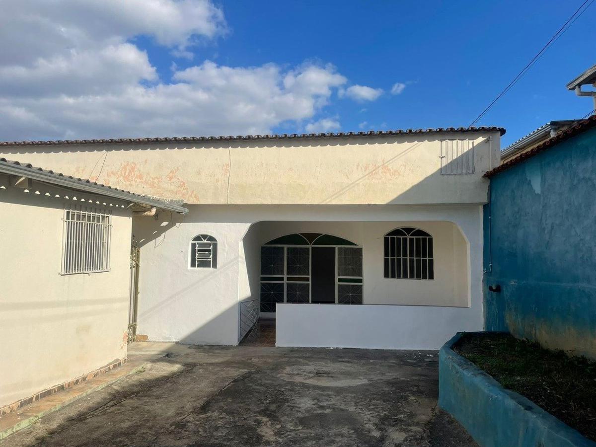 Casa, Jardim Leblon, 4 Quartos, 5 Vagas, 1 Suíte
