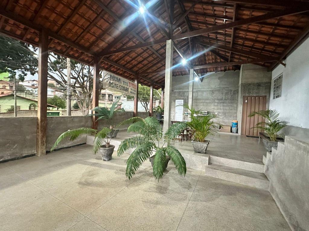 Casa, Nações Unidas, 5 Quartos, 2 Vagas, 1 Suíte