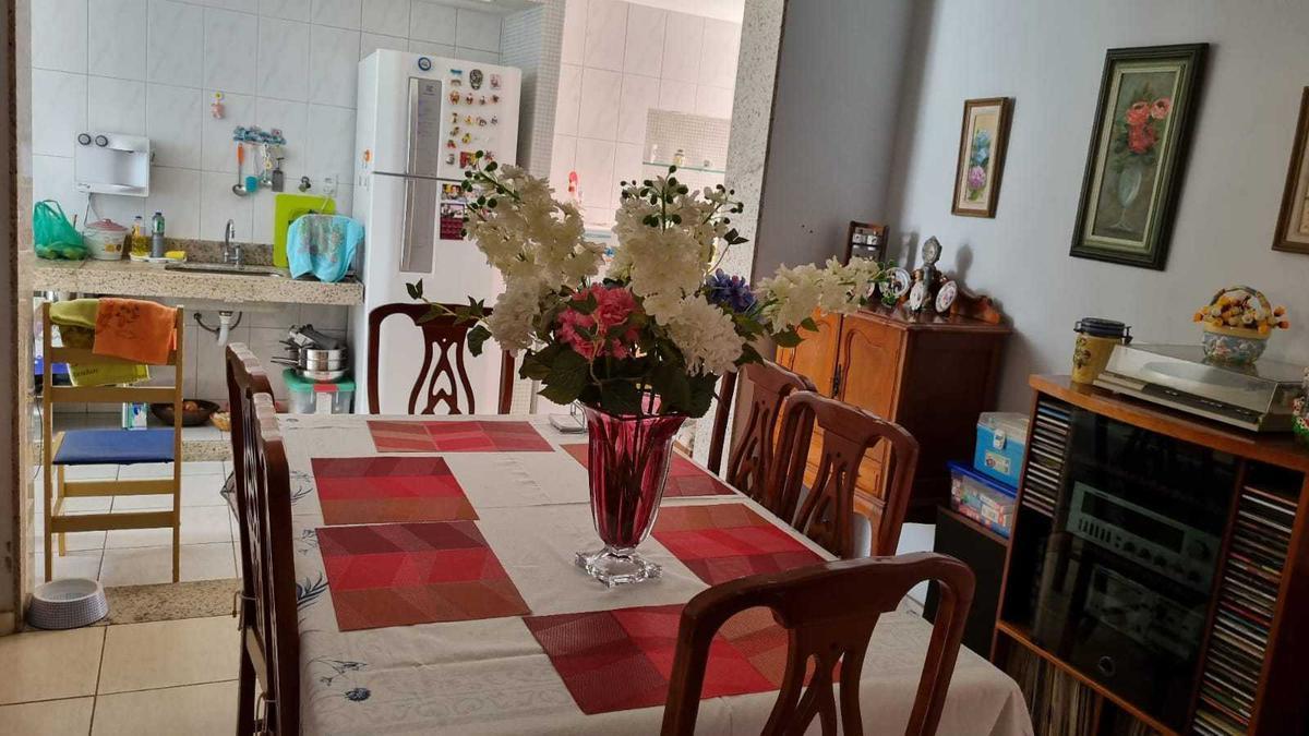 Casa, Sagrada Família, 5 Quartos, 4 Vagas, 3 Suítes