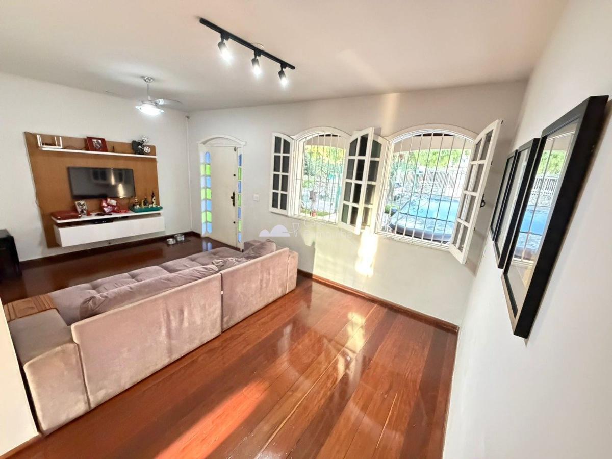 Casa, Santa Amélia, 5 Quartos, 4 Vagas, 1 Suíte