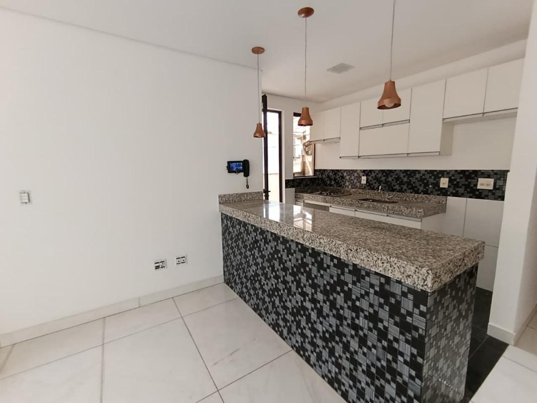Apartamento, Caiçaras, 2 Quartos, 3 Vagas, 1 Suíte