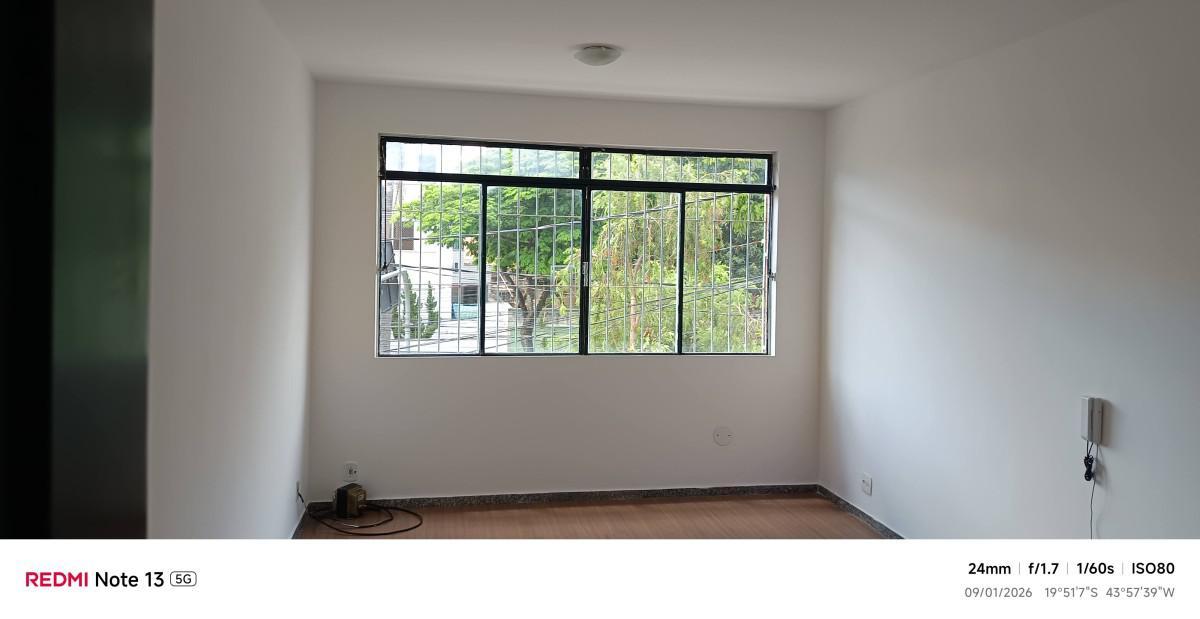 Sala, São Luiz (pampulha), 0 Quarto, 0 Vaga