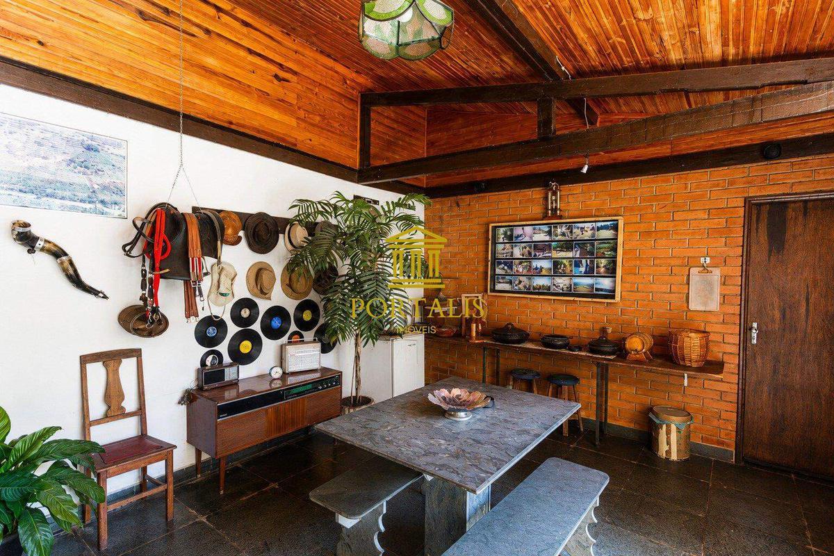 Casa, Serra, 3 Quartos, 3 Vagas, 2 Suítes