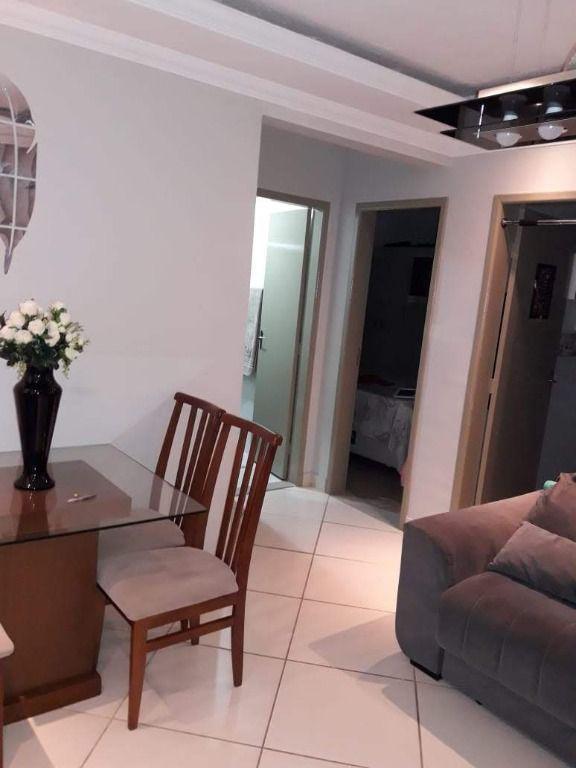 Apartamento, Jardim Vitória, 2 Quartos, 1 Vaga