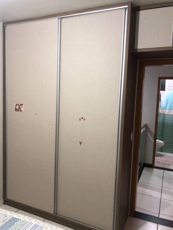 Casa, Paciência, 4 Quartos, 3 Vagas, 2 Suítes