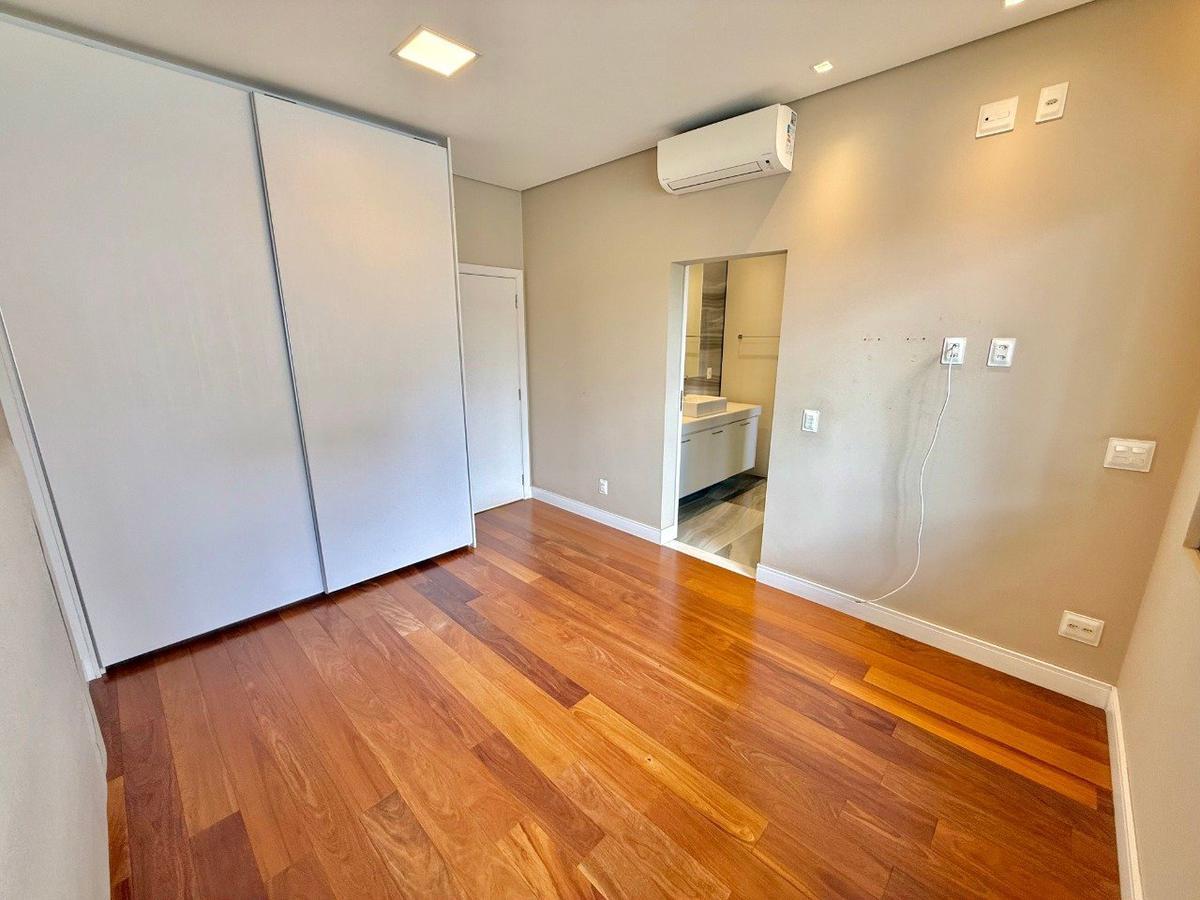 Casa, São Luiz (pampulha), 3 Quartos, 10 Vagas, 3 Suítes