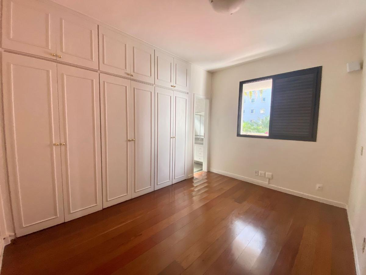 Apartamento, Funcionários, 4 Quartos, 2 Vagas, 1 Suíte