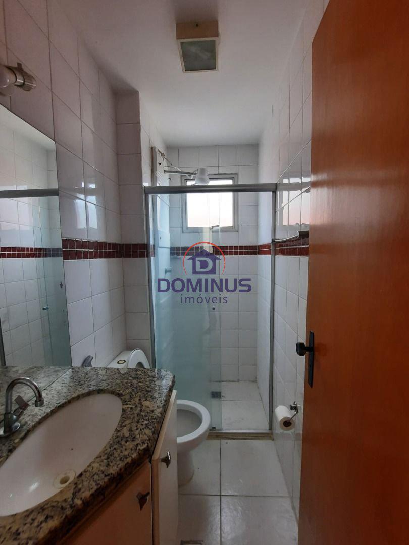 Apartamento, Floresta, 2 Quartos, 1 Vaga