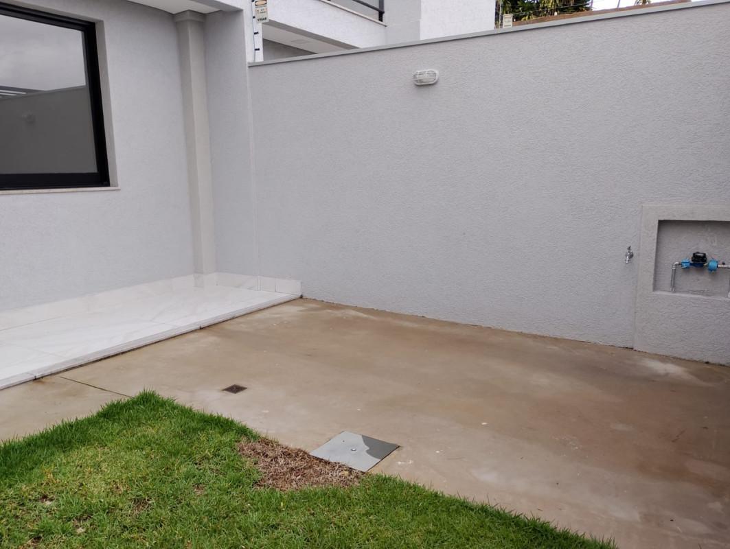 Casa, Planalto, 3 Quartos, 1 Vaga, 2 Suítes