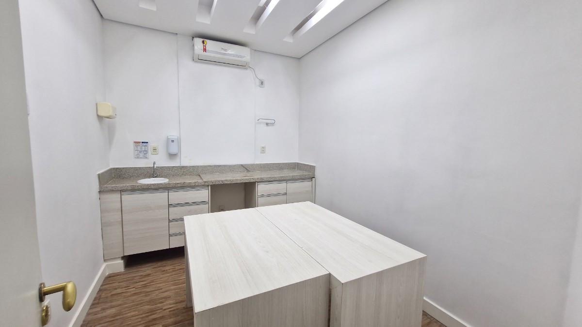 Sala, Santa Efigênia, 5 Quartos, 1 Vaga, 4 Suítes