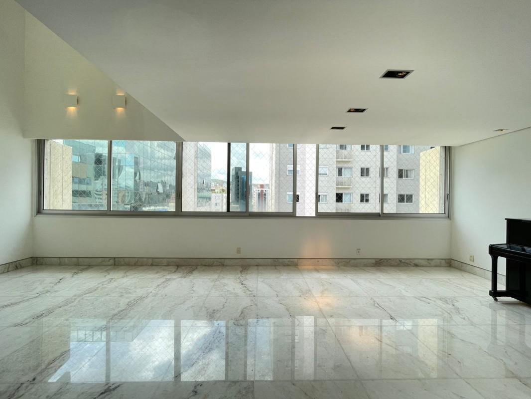 Cobertura, Savassi, 4 Quartos, 3 Vagas, 3 Suítes