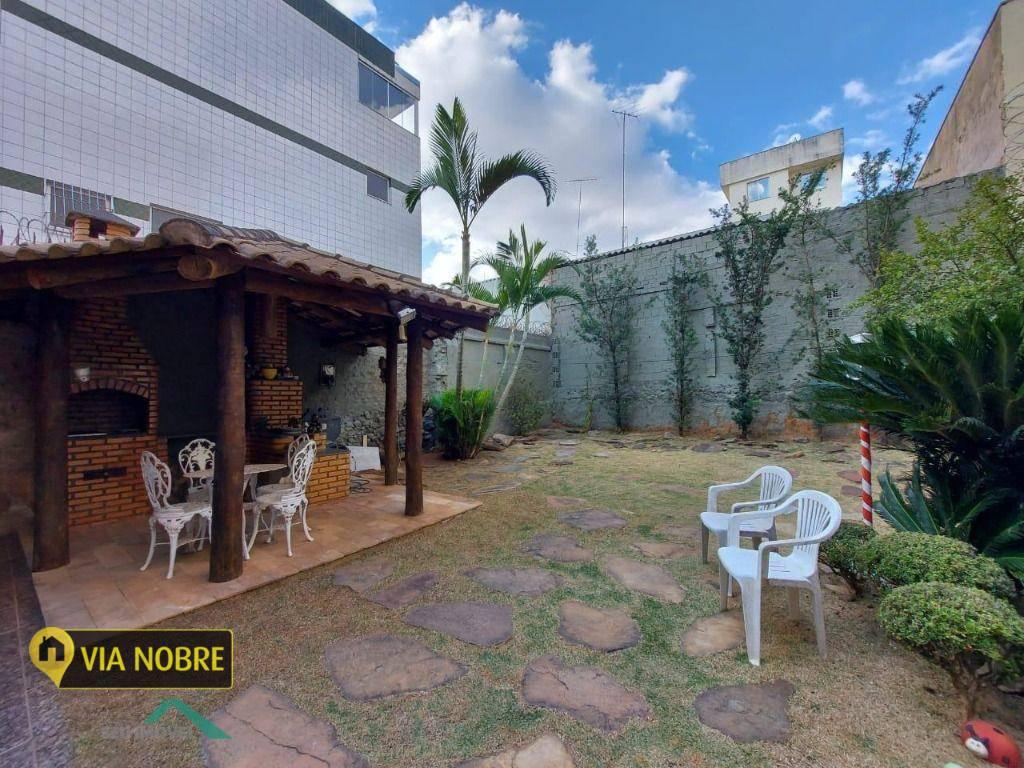 Casa, Calafate, 6 Quartos, 6 Vagas, 1 Suíte