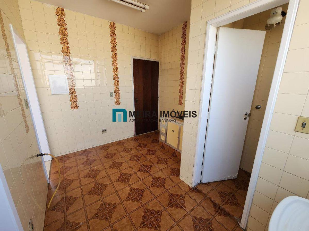 Apartamento, Floresta, 2 Quartos, 1 Vaga