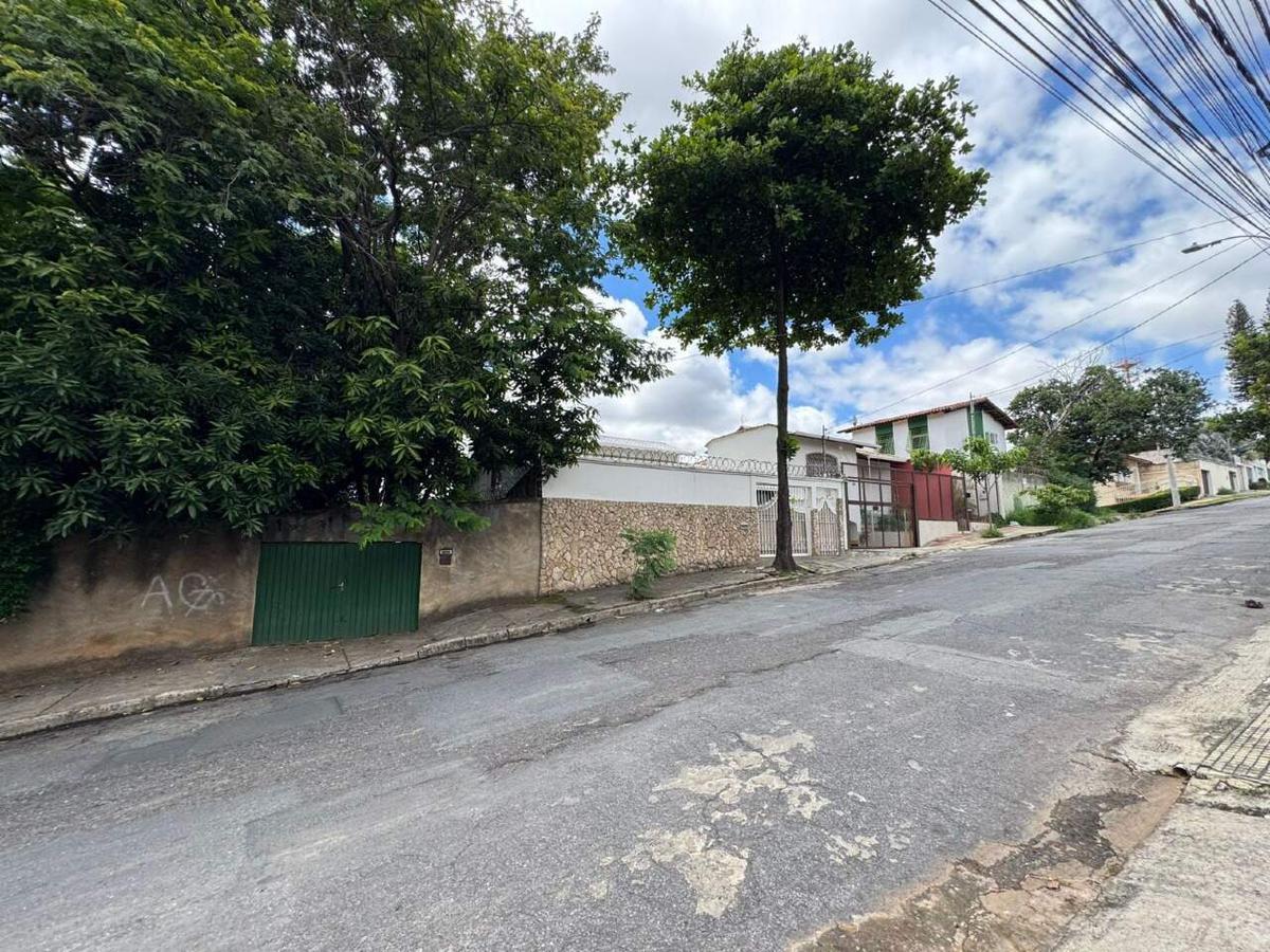 Lote, São Luiz (pampulha), 0 Quarto, 0 Vaga