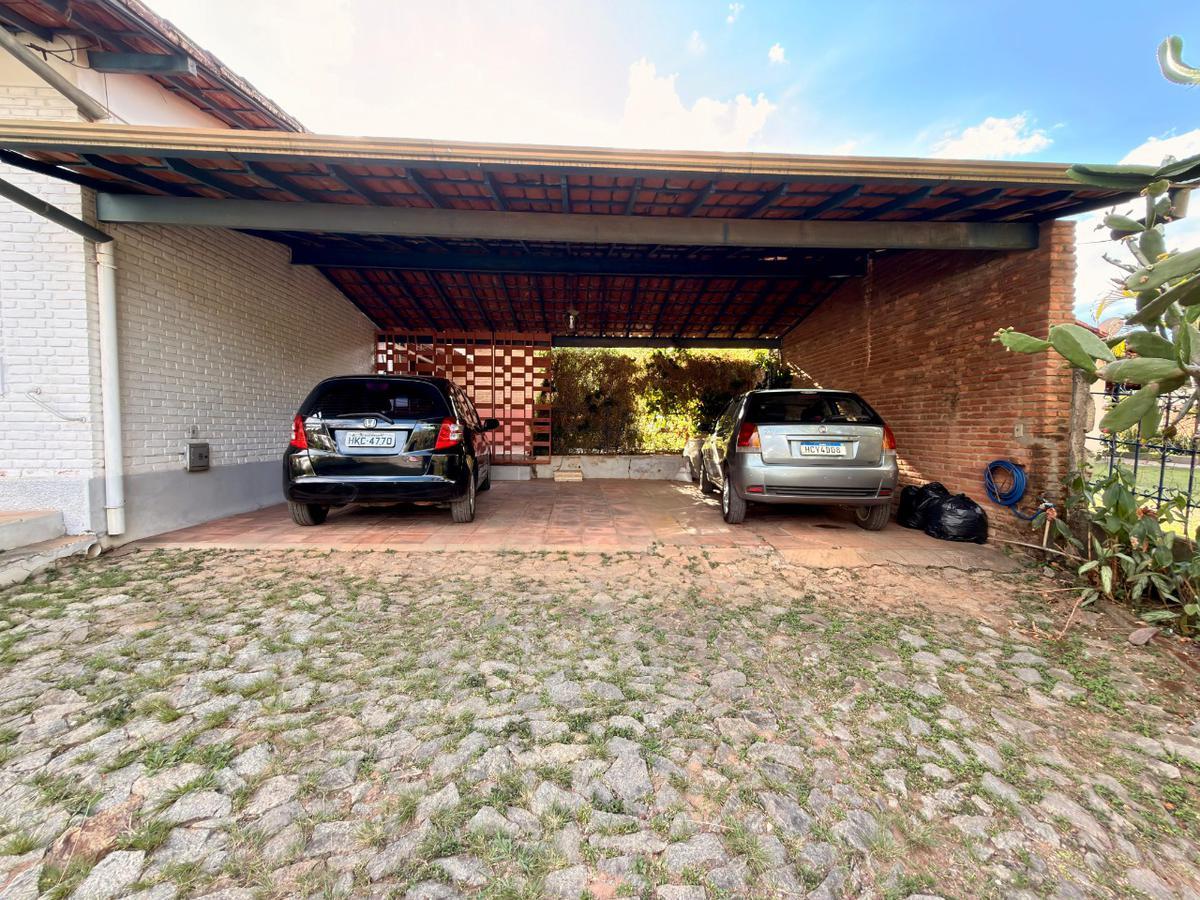 Casa, Bandeirantes (pampulha), 5 Quartos, 8 Vagas, 3 Suítes