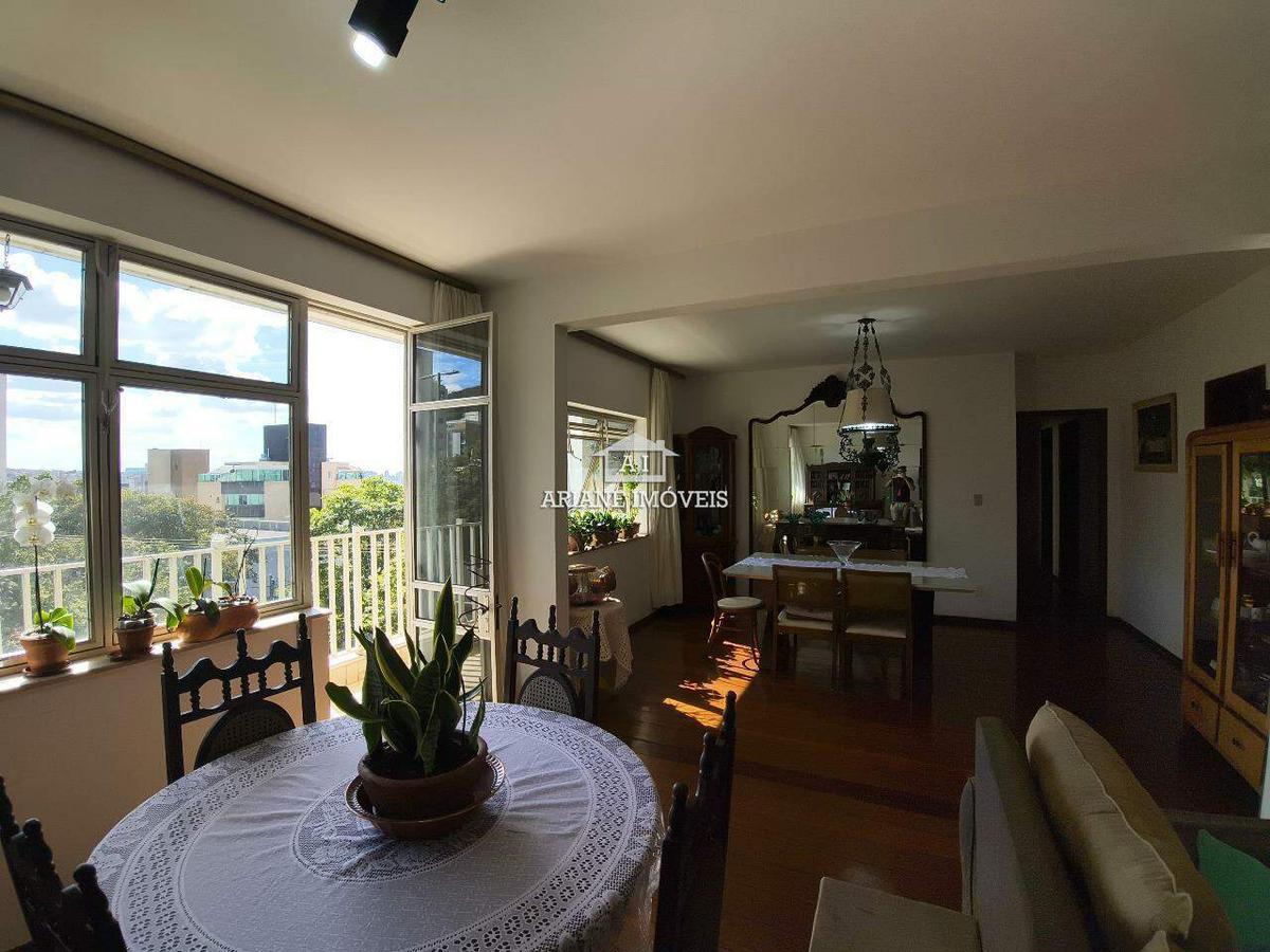 Apartamento, Serra, 4 Quartos, 2 Vagas, 1 Suíte