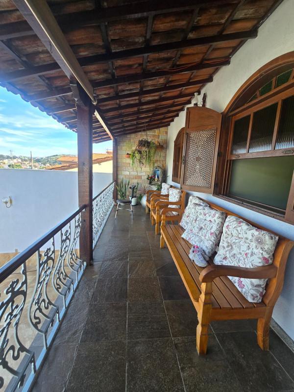 Casa, Vila Santa Luzia, 4 Quartos, 5 Vagas
