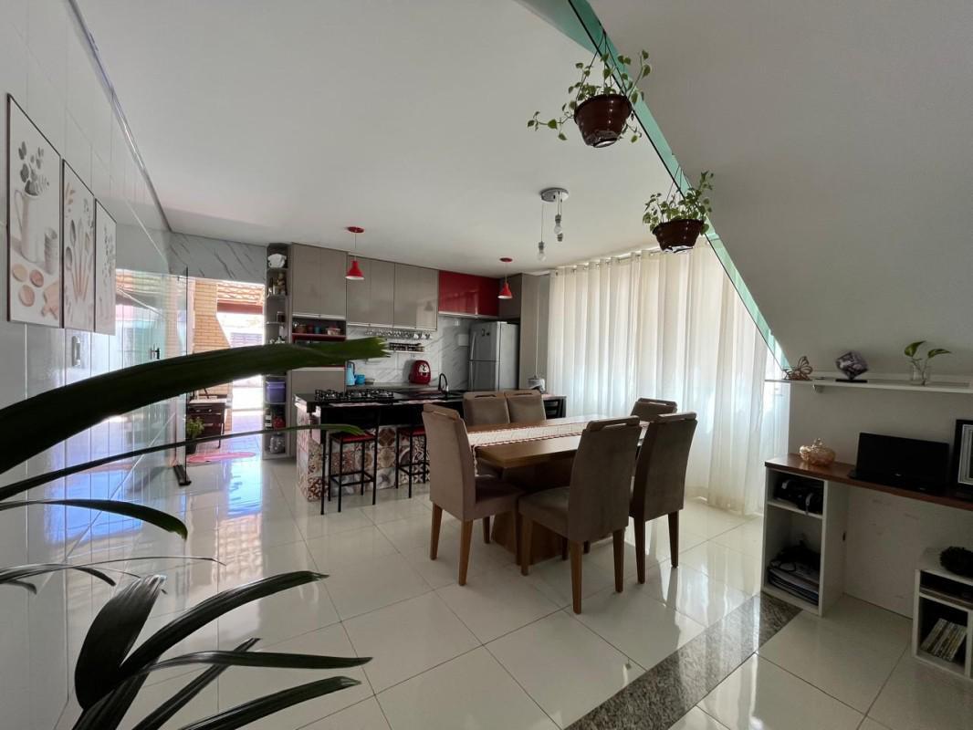 Casa, Masterville, 3 Quartos, 2 Vagas, 1 Suíte