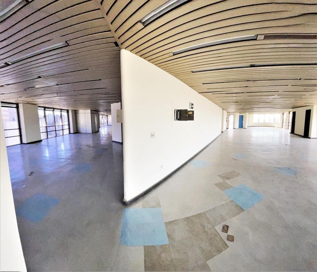 Sala, Centro, 0 Quarto, 10 Vagas