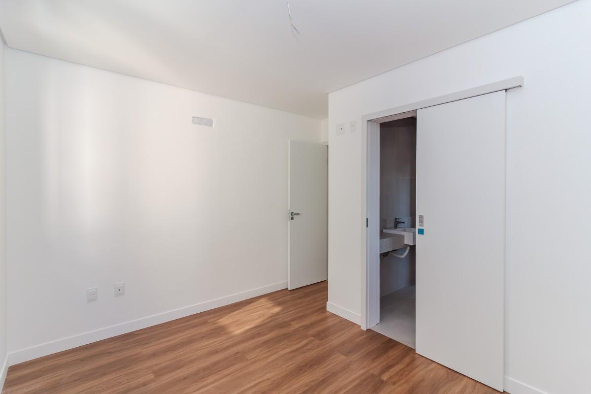 Apartamento, Esplanada, 3 Quartos, 2 Vagas, 3 Suítes