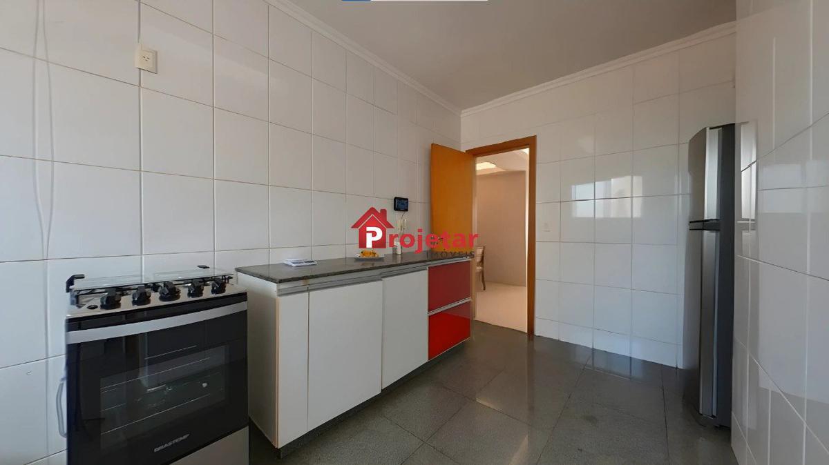 Apartamento, Floresta, 4 Quartos, 3 Vagas, 2 Suítes