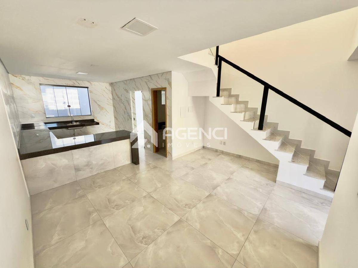 Casa, Cabral, 3 Quartos, 0 Vaga, 1 Suíte