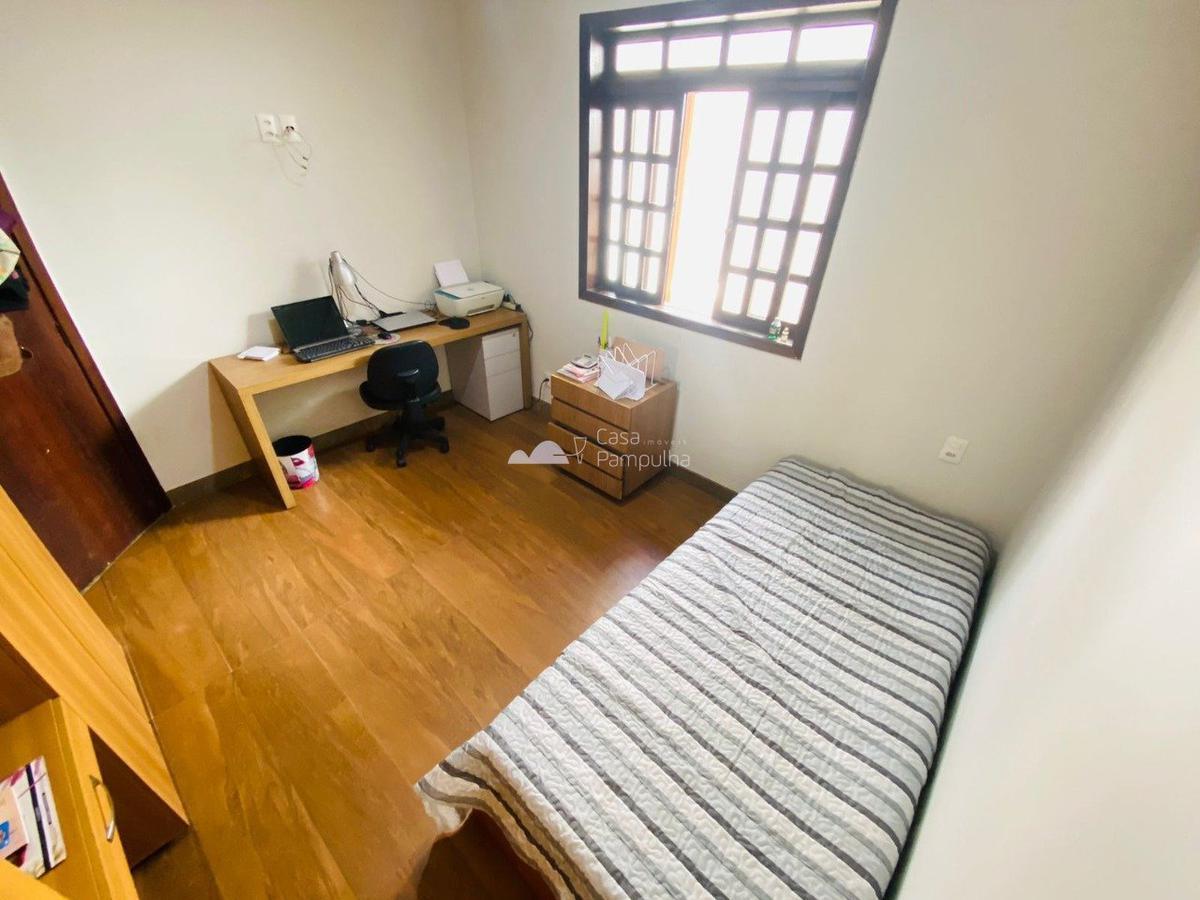 Casa, Trevo, 3 Quartos, 8 Vagas, 1 Suíte