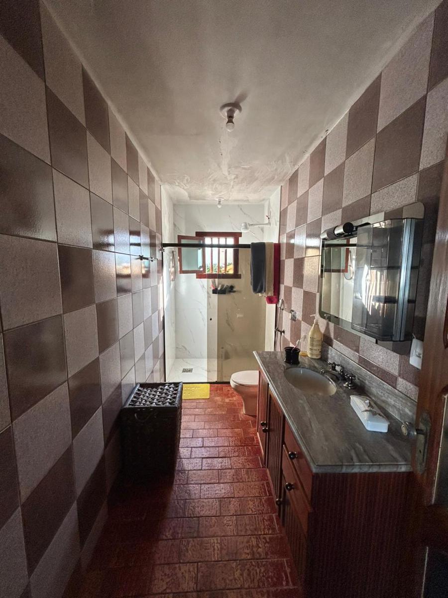 Casa Comercial, Castelo, 5 Quartos, 2 Vagas, 1 Suíte