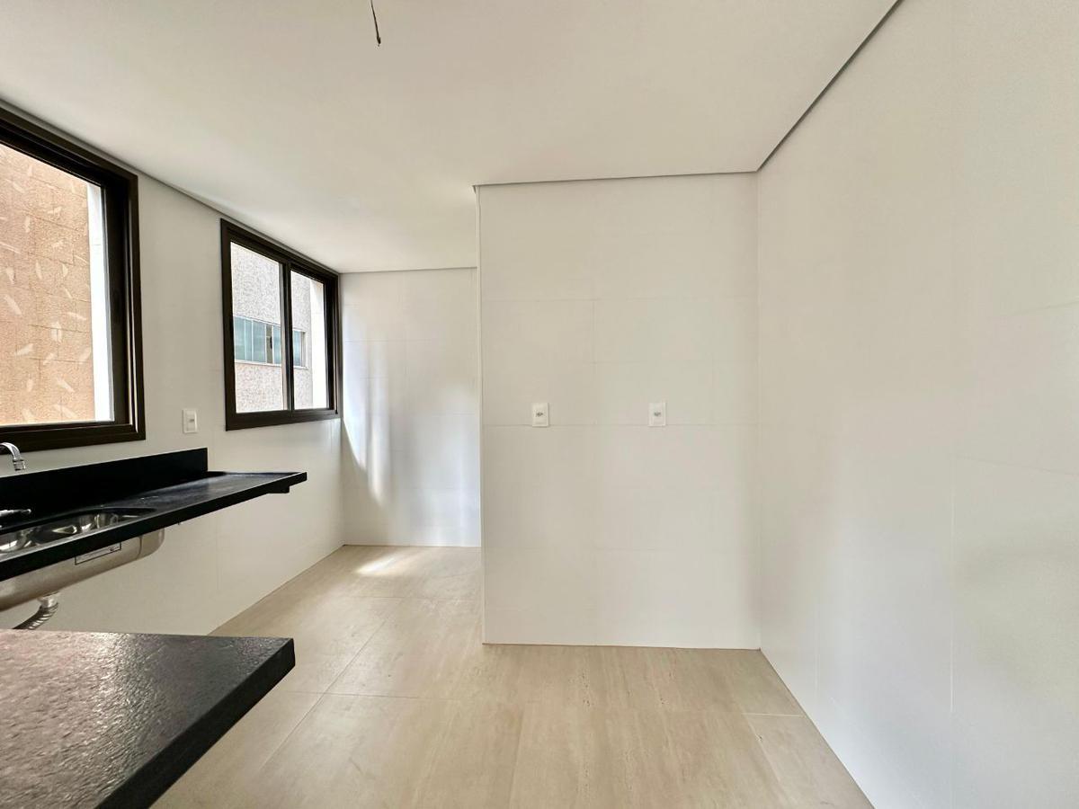 Apartamento, Funcionários, 3 Quartos, 2 Vagas, 1 Suíte
