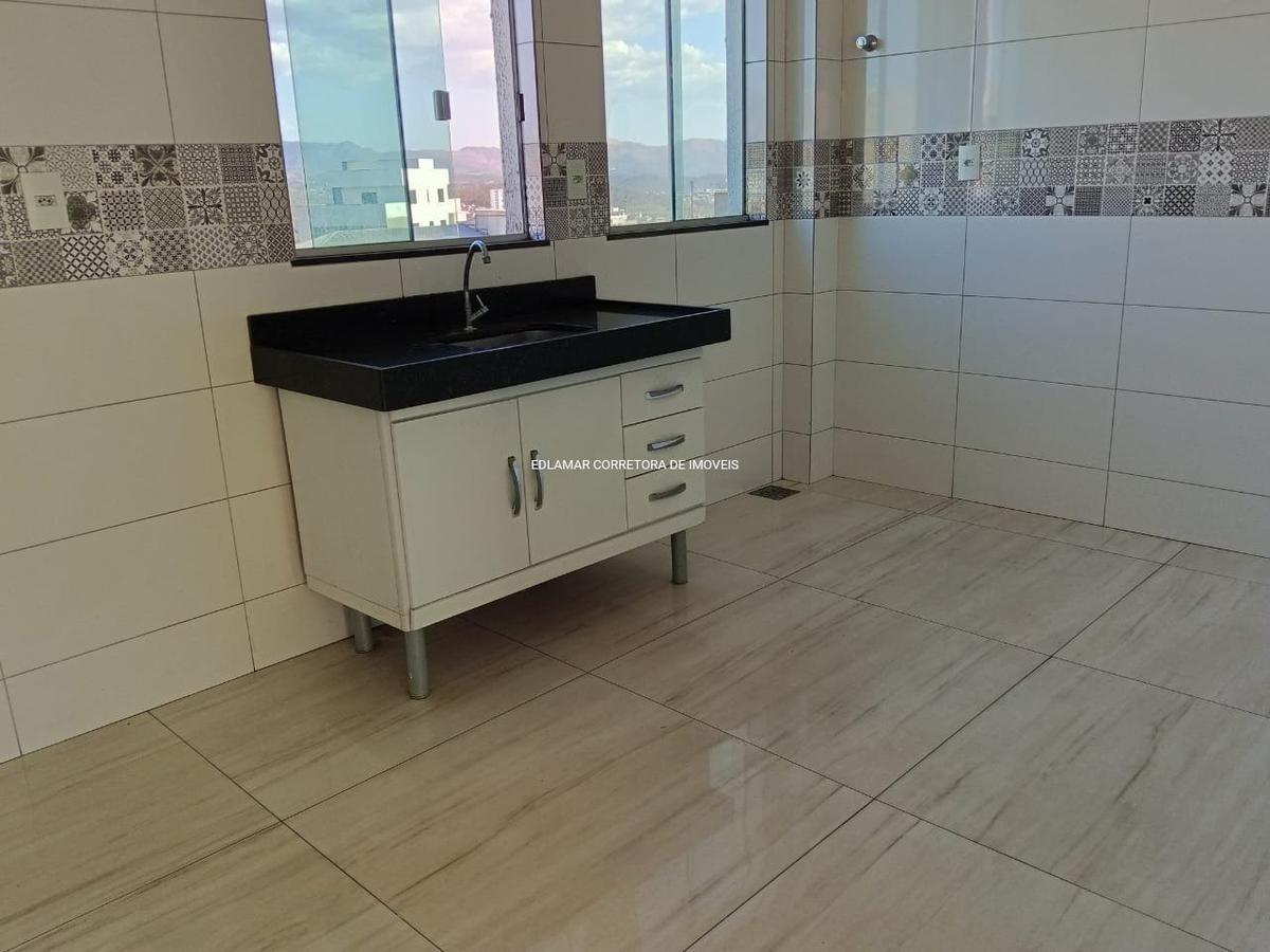 Apartamento, Palmeiras, 2 Quartos, 1 Vaga