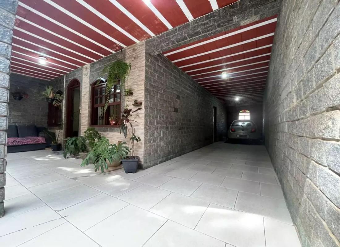 Casa, Teixeira Dias, 4 Quartos, 3 Vagas