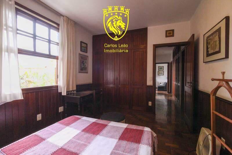 Casa, Serra, 4 Quartos, 5 Vagas, 1 Suíte