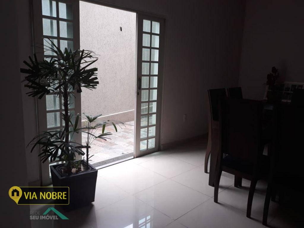Casa em Condomínio, Santa Amélia, 4 Quartos, 3 Vagas, 2 Suítes
