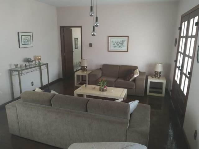 Casa, Cachoeirinha, 4 Quartos, 2 Vagas, 1 Suíte