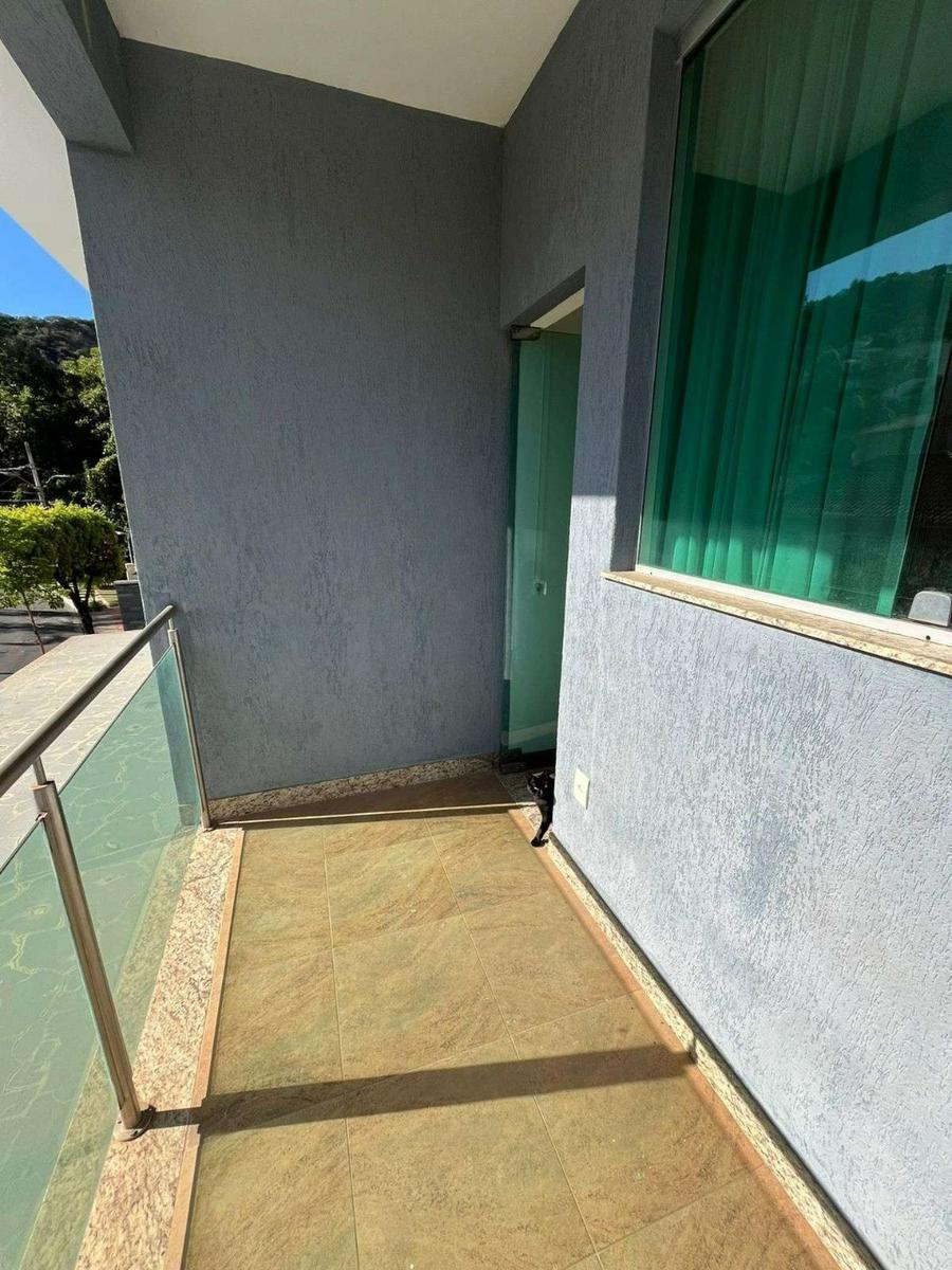 Casa, Castelo, 4 Quartos, 8 Vagas, 4 Suítes
