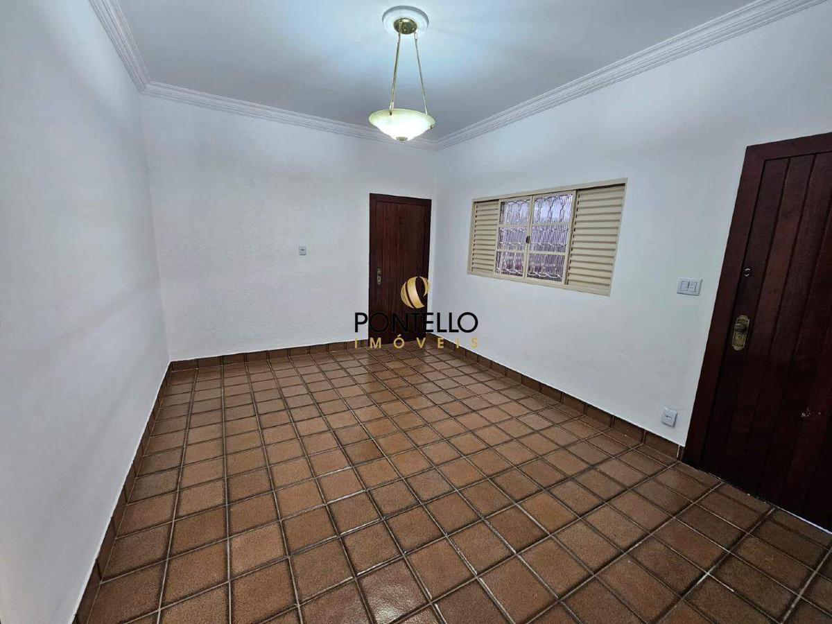 Casa, Boa Vista, 5 Quartos, 1 Vaga, 1 Suíte