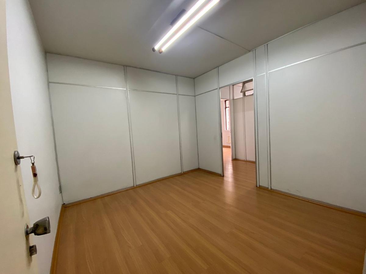 Sala, Centro