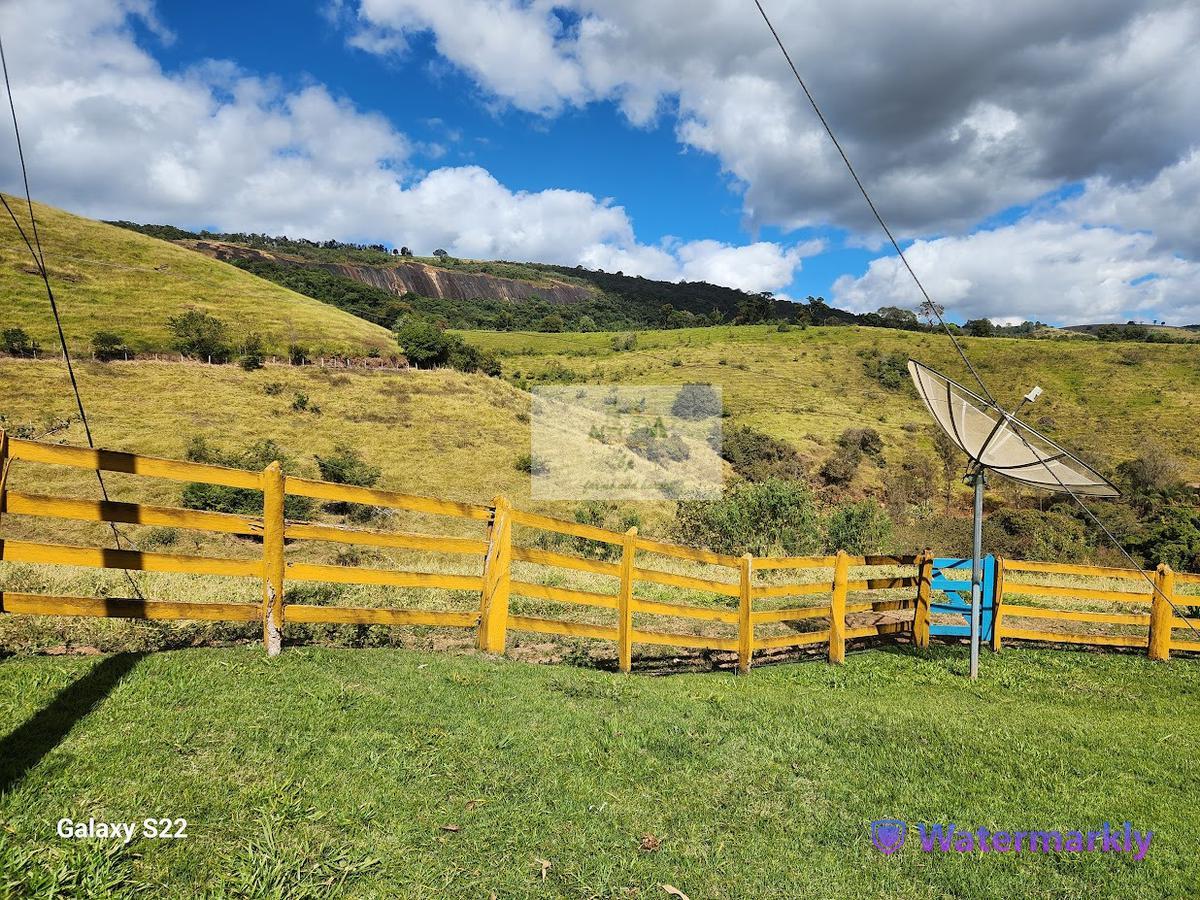 Fazenda, Centro, 6 Quartos, 4 Vagas, 1 Suíte